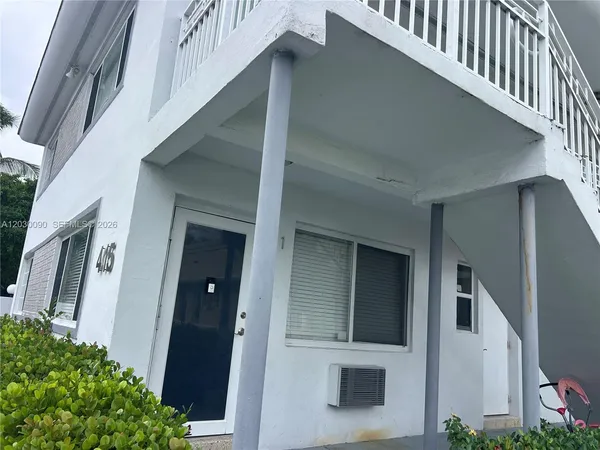 $1,800 | 415 76th Street, Unit 8, Miami Beach, FL 33141