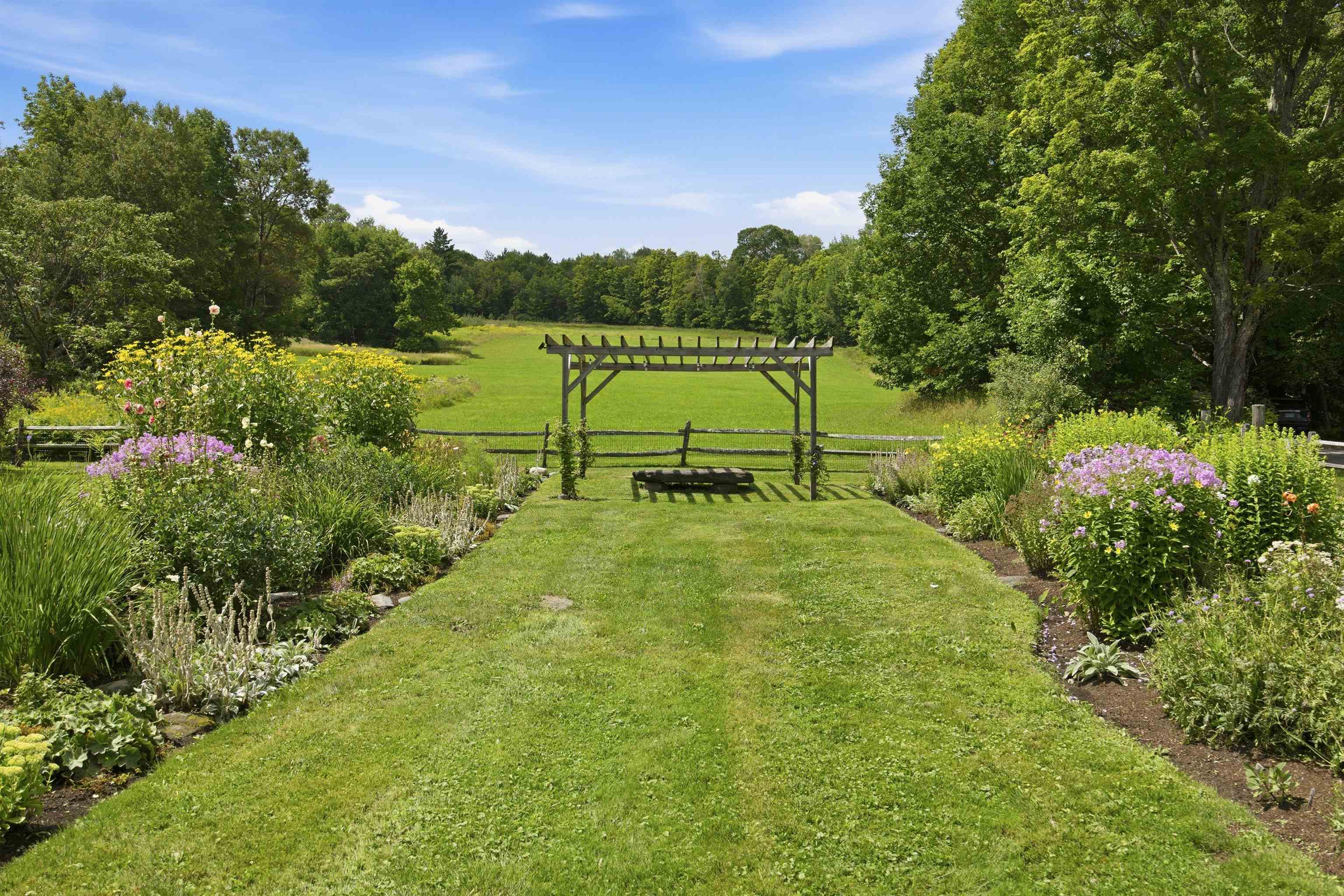 472 Green Gate Road Barnard, VT 05091 - Photo 41 of 58 Gallery Image 41