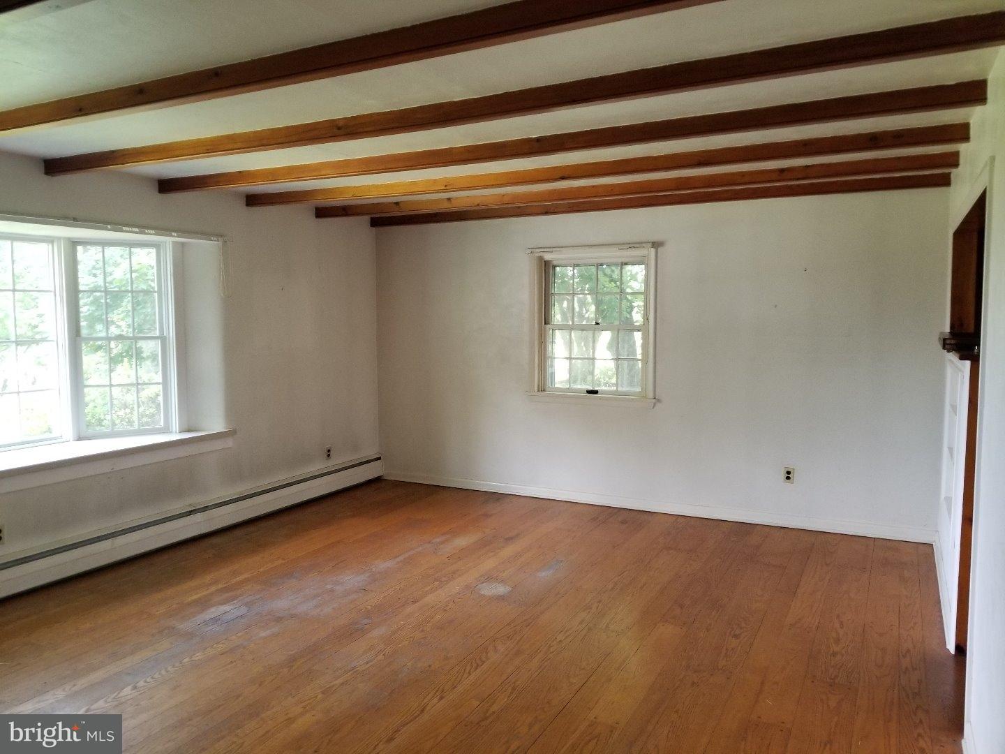 989 Ebelhare Road Pottstown, PA 19465 - Photo 7 of 20