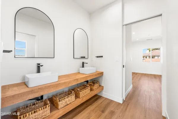 $419,999 | 21860 Bancroft Drive, California City, CA 93505