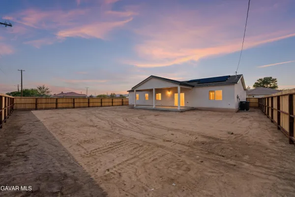 $419,999 | 21860 Bancroft Drive, California City, CA 93505