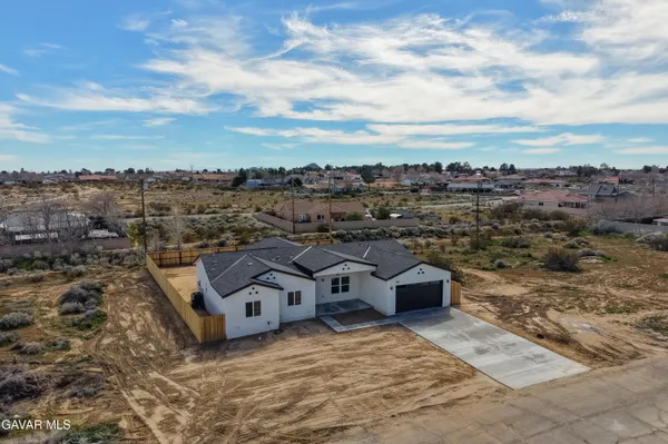 $419,999 | 21860 Bancroft Drive, California City, CA 93505