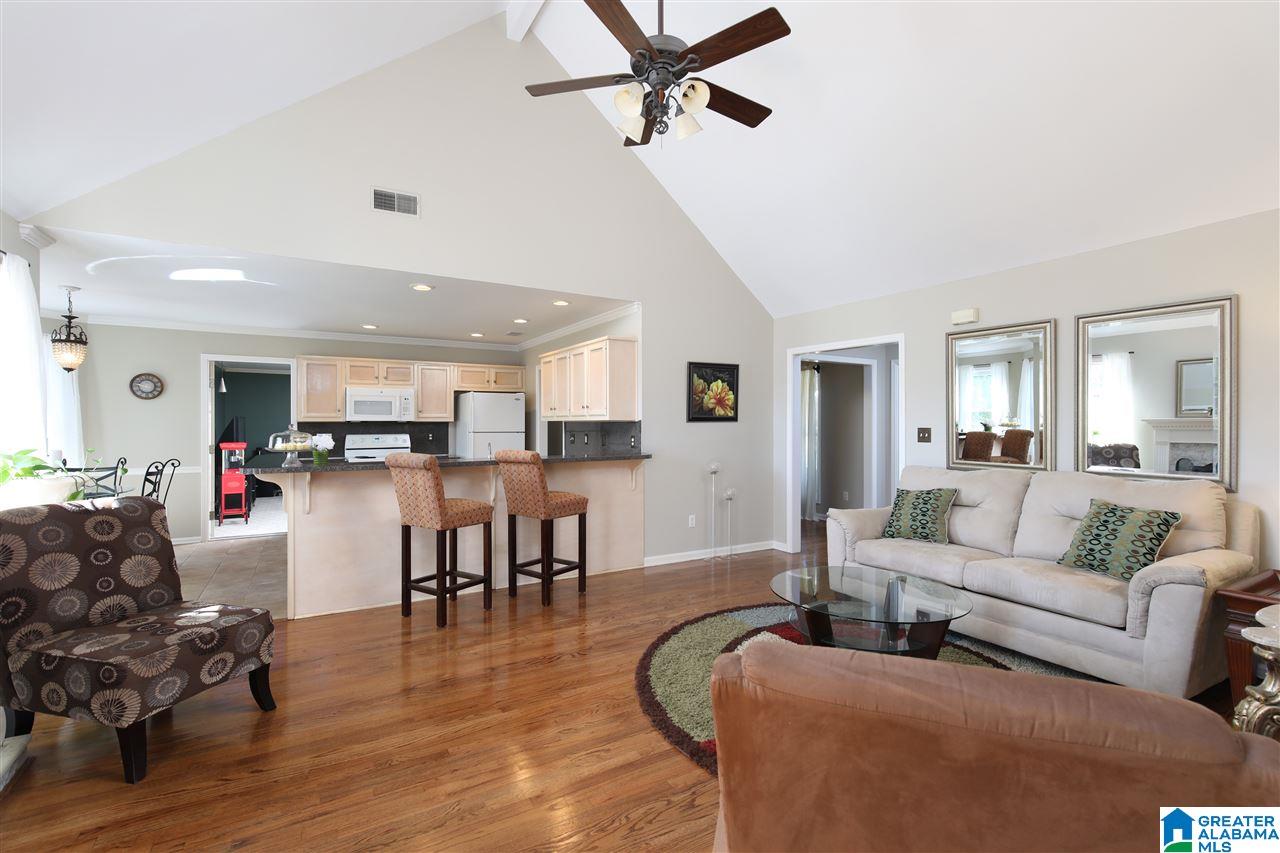 114 Stone Road Pelham, AL 35124 - Photo 8 of 27