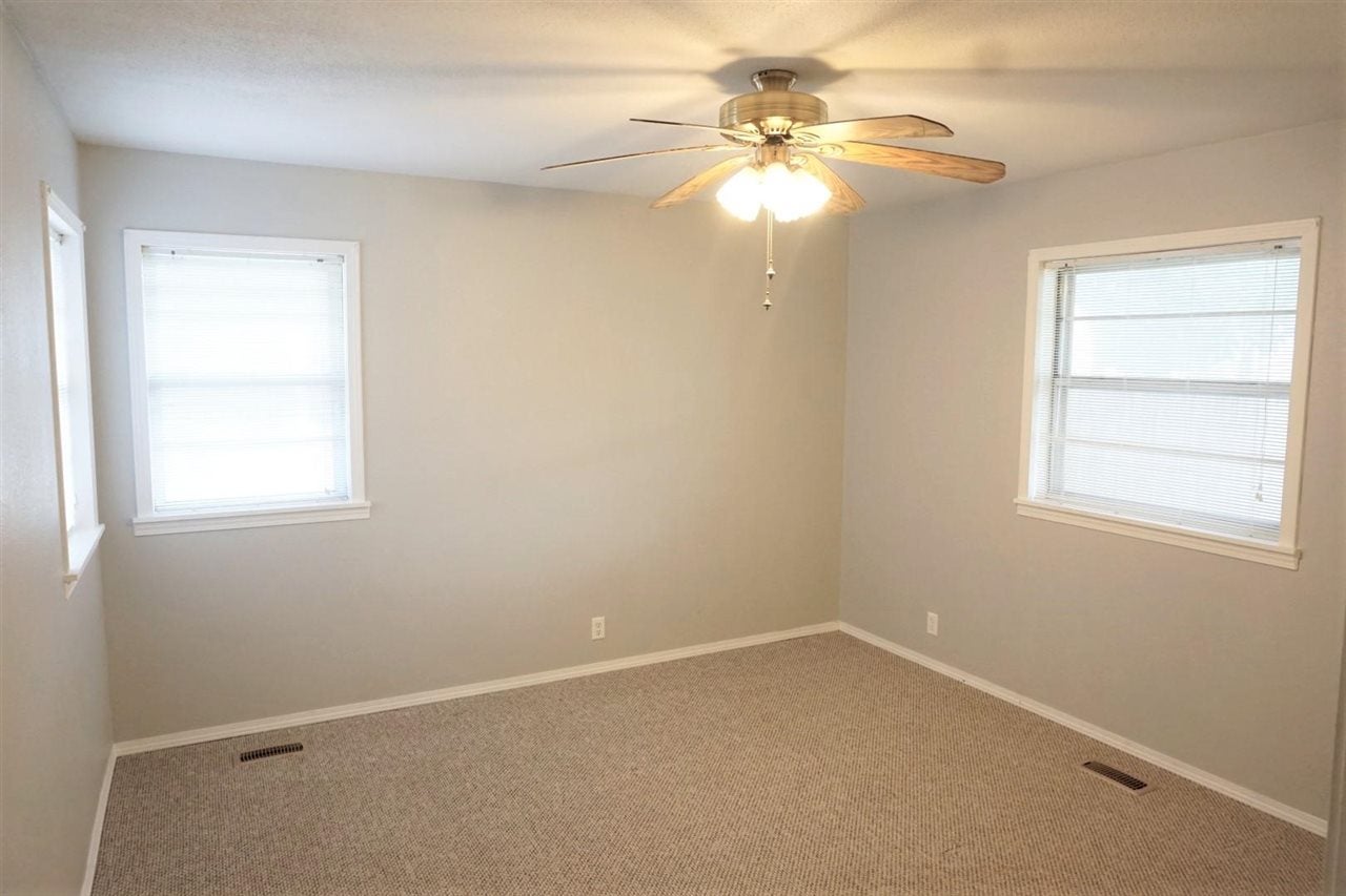 735 Holly Street Perry, OK 73077 - Photo 23 of 31 Gallery Image 23