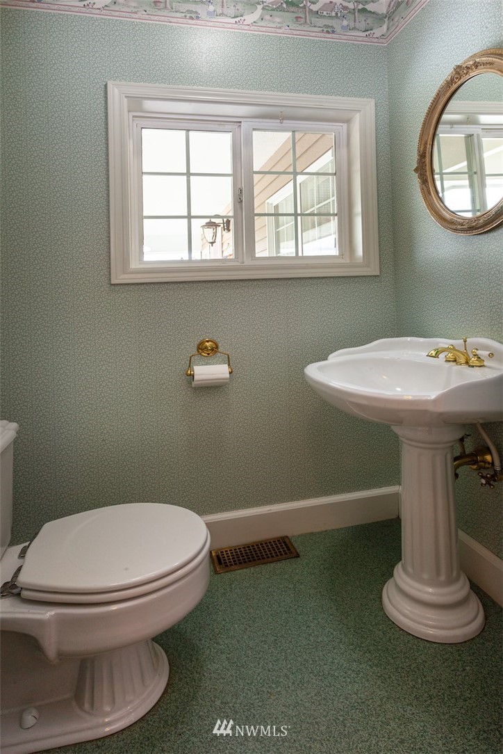 20 Hedlund Road Cathlamet, WA 98612 - Photo 16 of 25