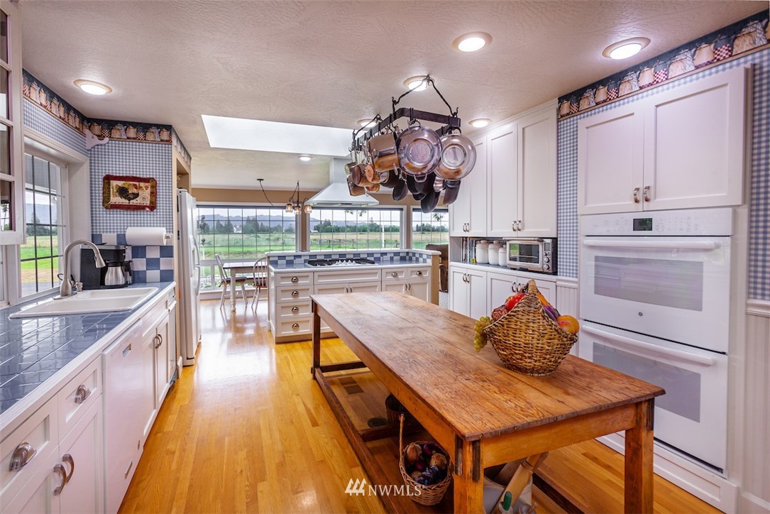 20 Hedlund Road Cathlamet, WA 98612 - Photo 3 of 25