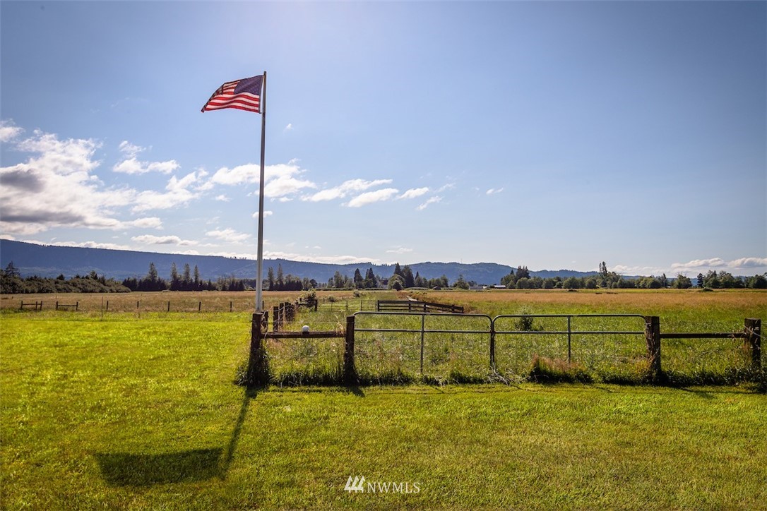 20 Hedlund Road Cathlamet, WA 98612 - Photo 24 of 25