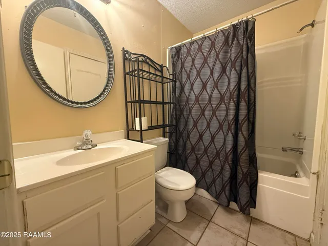 $159,000 | 2005 Windmill Circle, New Iberia, LA 70563