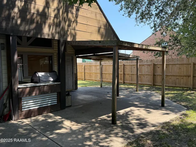 $159,000 | 2005 Windmill Circle, New Iberia, LA 70563