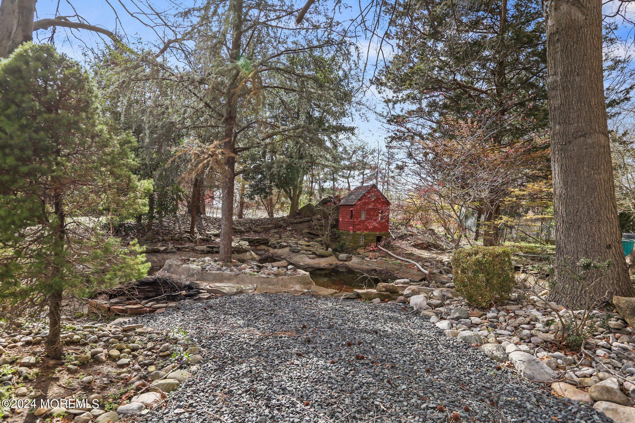 300 Middle Road Holmdel, NJ 07733 - Photo 13 of 49 Pond
