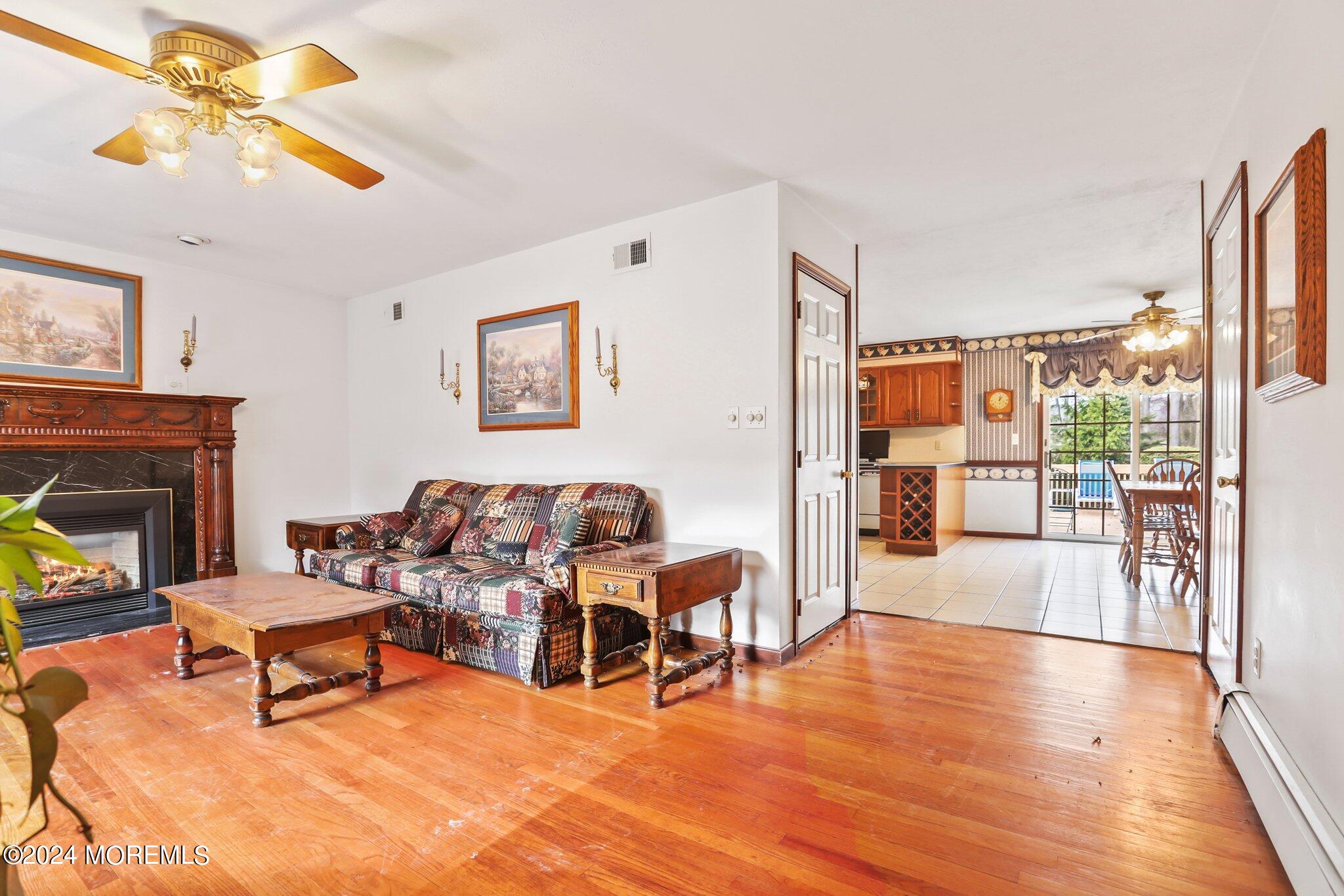300 Middle Road Holmdel, NJ 07733 - Photo 17 of 49 Living Room