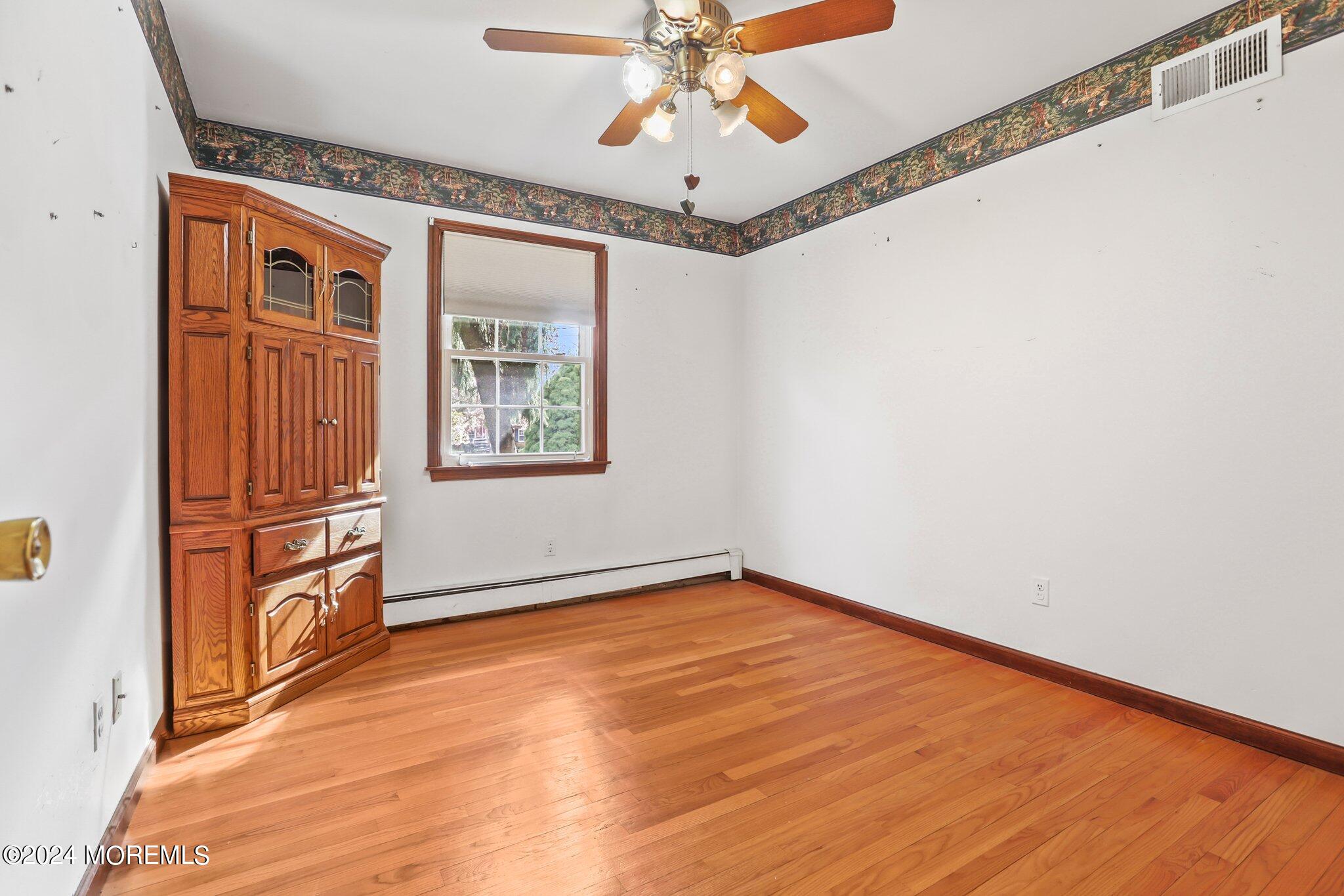 300 Middle Road Holmdel, NJ 07733 - Photo 31 of 49 Bed #3