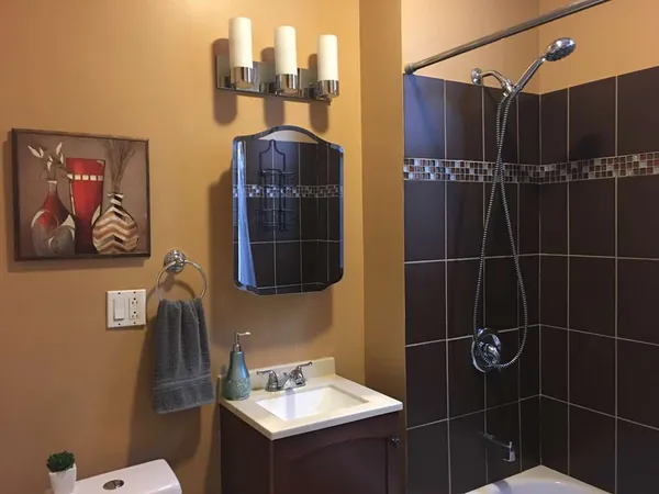 $2,650 | 1339 North Western Avenue, Unit 3, Chicago, IL 60622