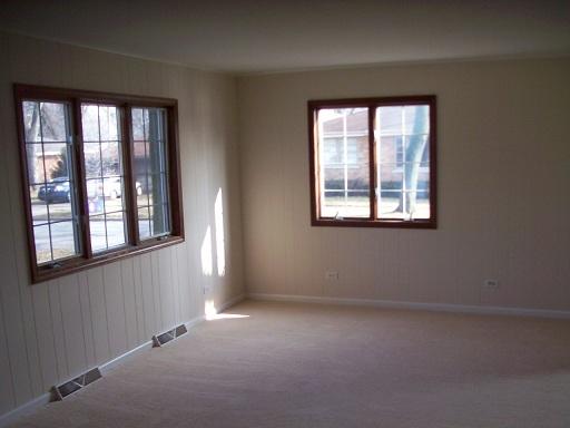 209 West Butterfield Road Elmhurst, IL 60126 - Photo 4 of 12