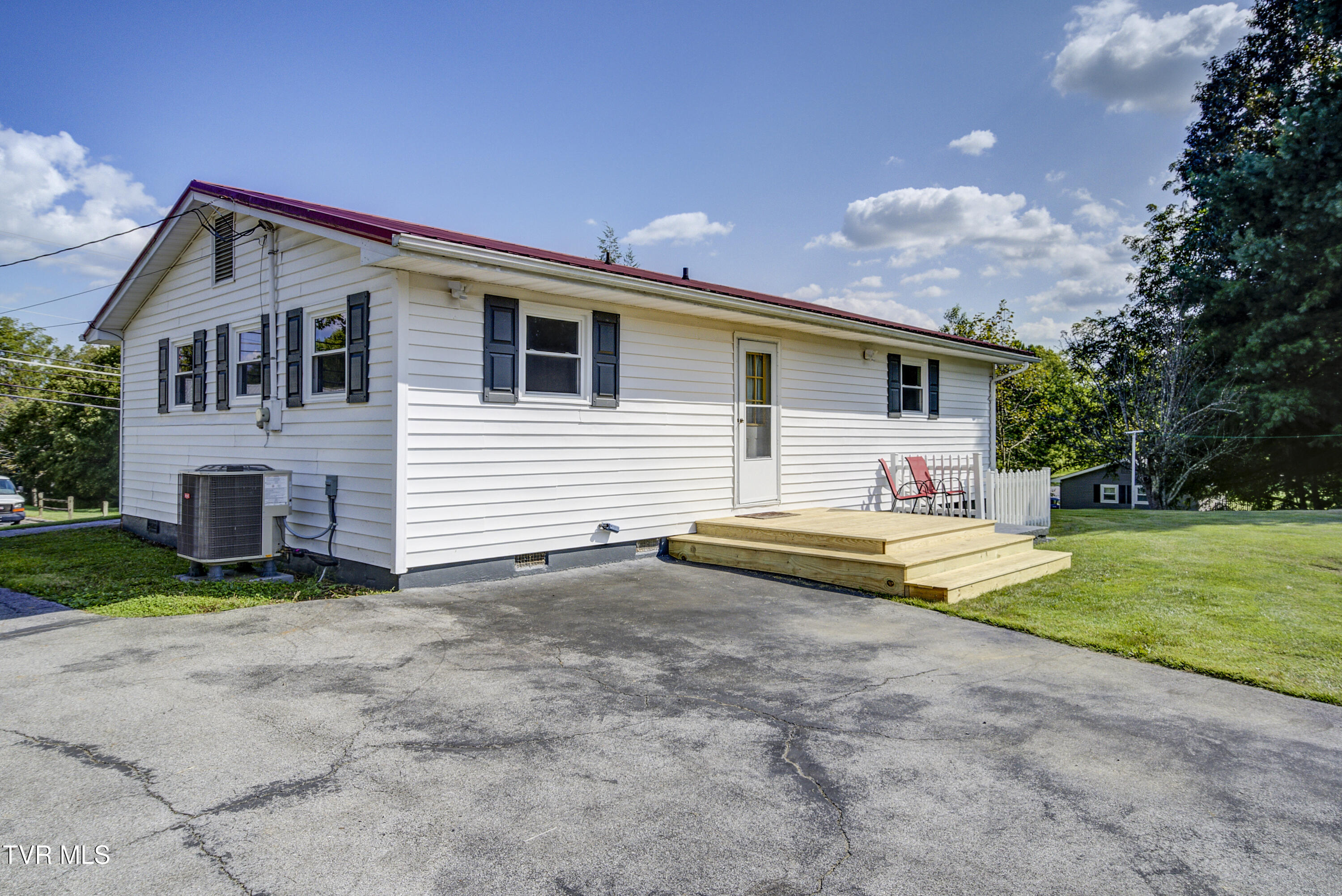 533 Oak Grove Road Gray, TN 37615 - Photo 21 of 55 OakGroveRd-32