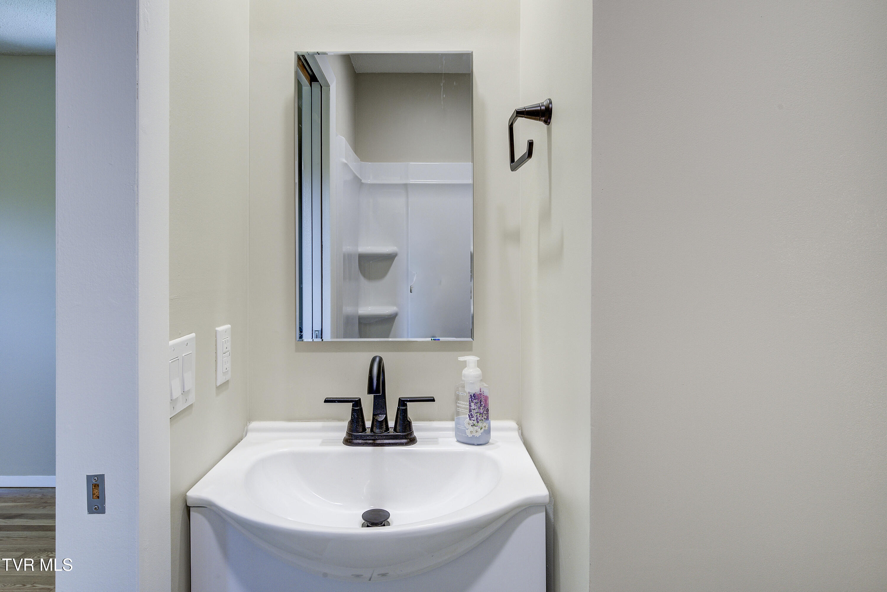 533 Oak Grove Road Gray, TN 37615 - Photo 33 of 55 OakGroveRd-23