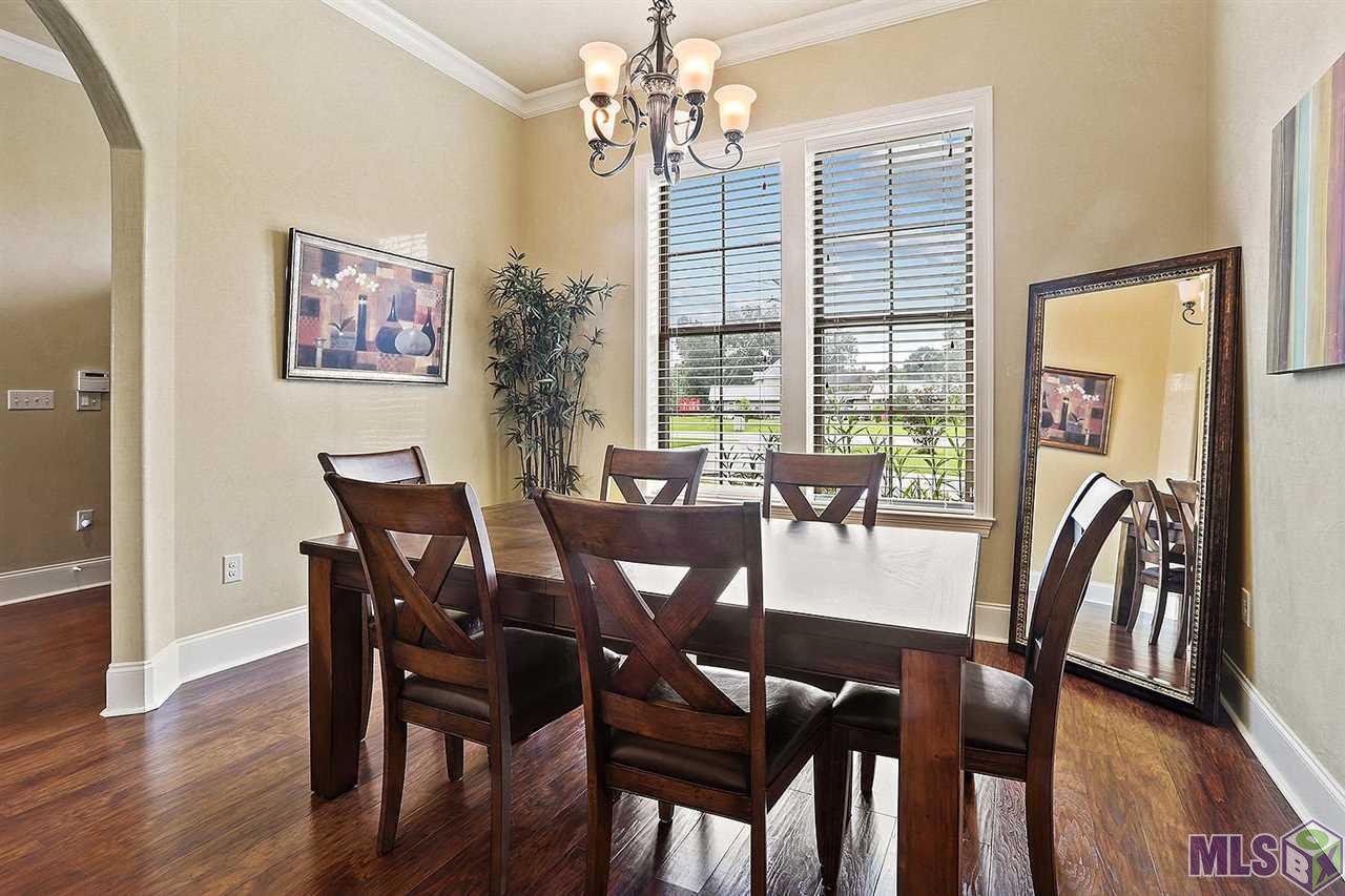 18332 Hoo Shoo Too Road Baton Rouge, LA 70817 - Photo 5 of 31