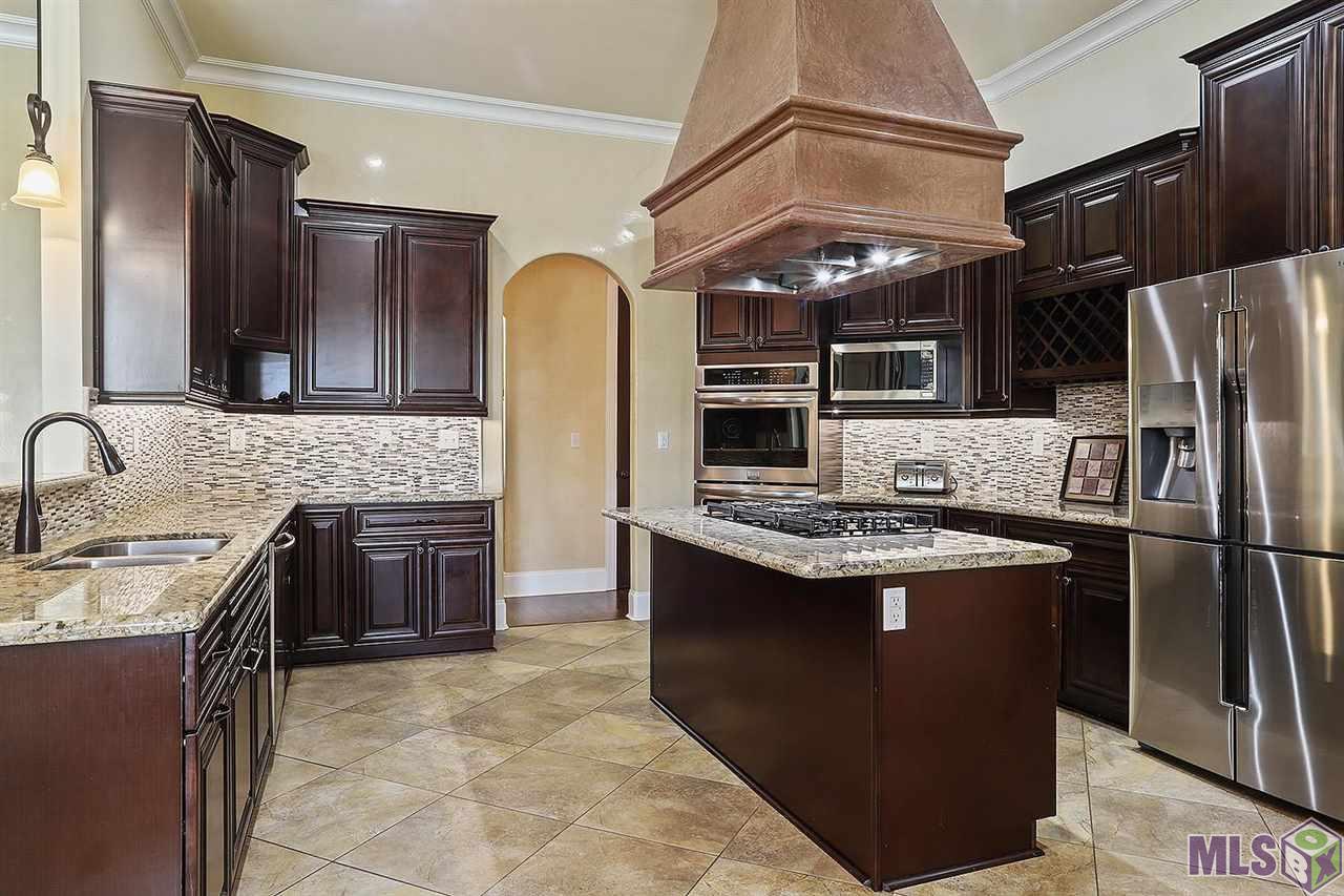 18332 Hoo Shoo Too Road Baton Rouge, LA 70817 - Photo 6 of 31