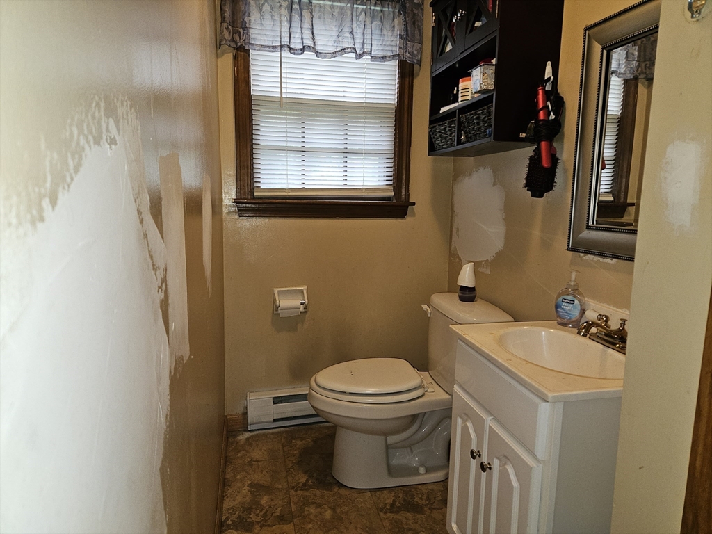37 3rd Street, Unit A Webster, MA 01570 - Photo 8 of 18 Gallery Image 8