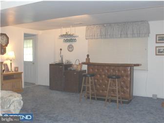 73 Dawn Road Levittown, PA 19056 - Photo 8 of 12 Family Room