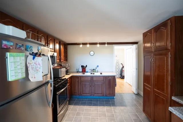 $549,000 | 101 Macrae Road, Colchester, VT 05446