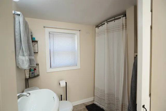 $549,000 | 101 Macrae Road, Colchester, VT 05446