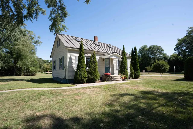 $549,000 | 101 Macrae Road, Colchester, VT 05446