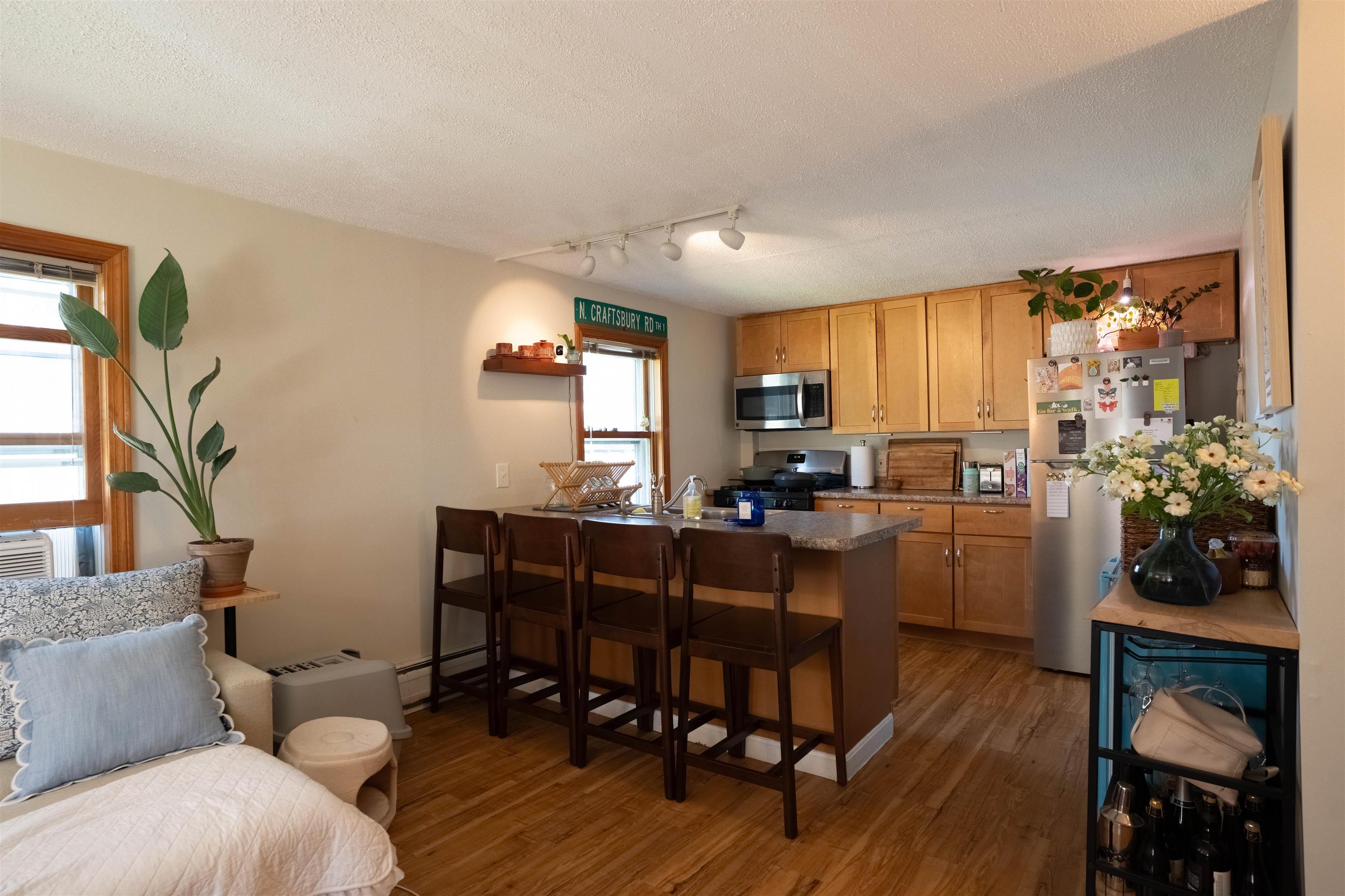 101 Macrae Road Colchester, VT 05446 - Photo 7 of 57