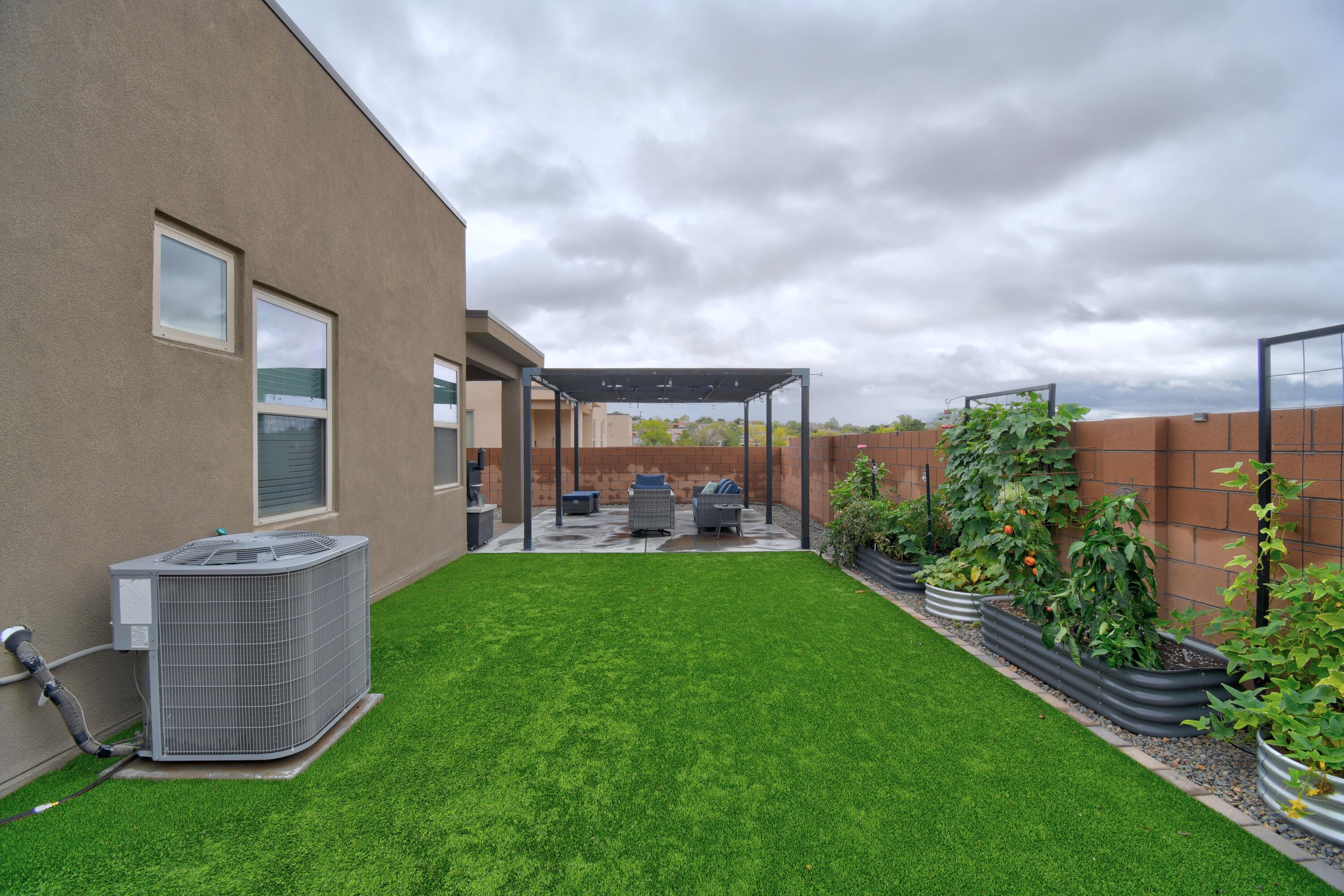 4373 Lauren Loop Northeast Rio Rancho, NM 87124 - Photo 16 of 19 Gallery Image 16