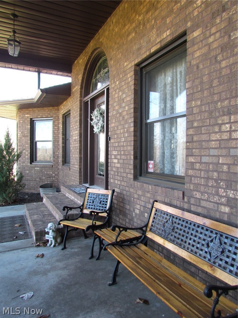 10174 Veto Road Belpre, OH 45714 - Photo 4 of 45 View of patio