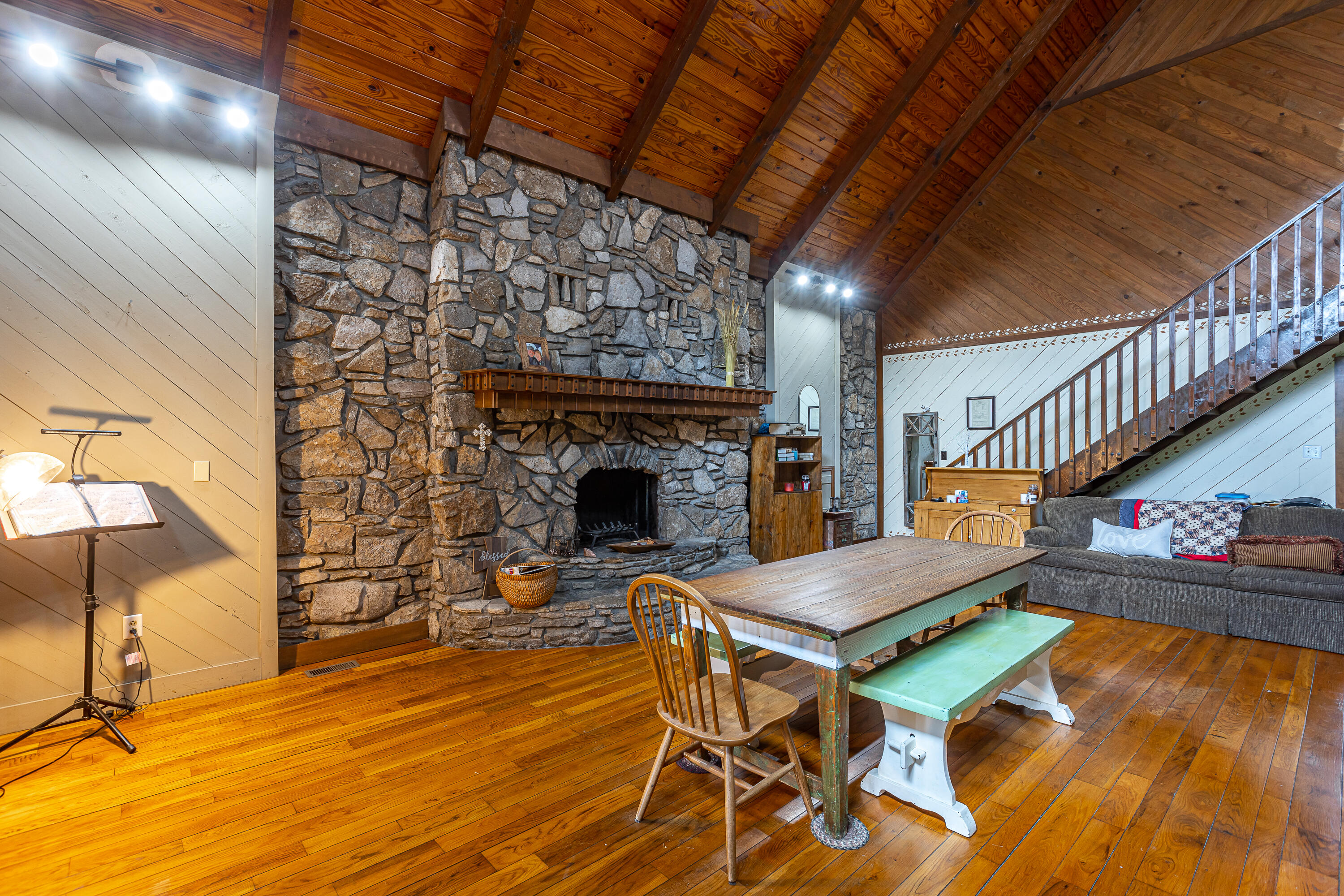 504 Wheeler Woods Road Liberty, KY 42539 - Photo 6 of 143 1-7
