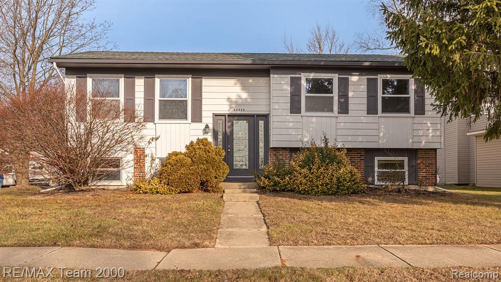 44820 Joy Road Plymouth, MI 48170 - Photo 4 of 41