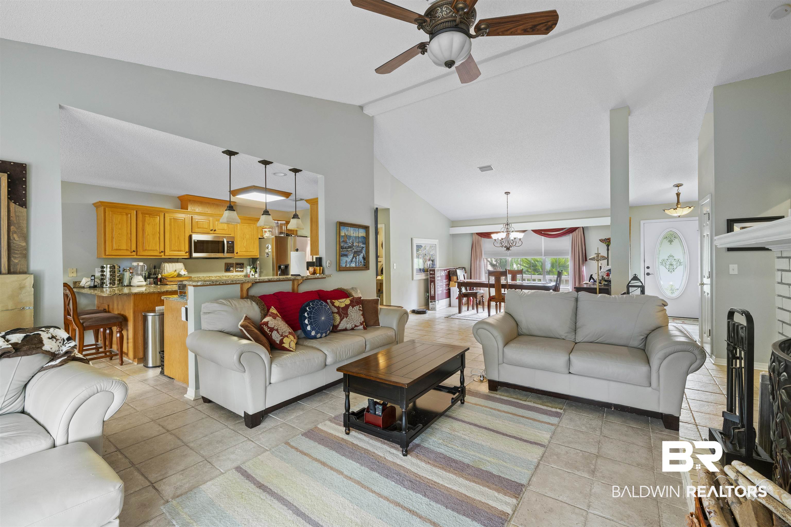 2898 Panama Circle Lillian, AL 36549 - Photo 7 of 23 Great Room