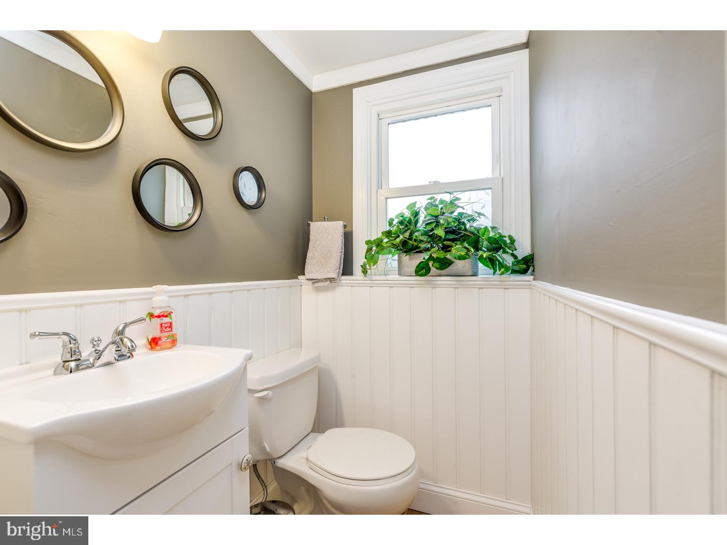 137 Valleybrook Road East Cherry Hill, NJ 08034 - Photo 13 of 25