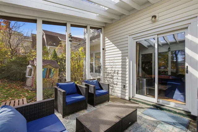 $880,000 | 122 Greenacres Avenue, White Plains, NY 10606