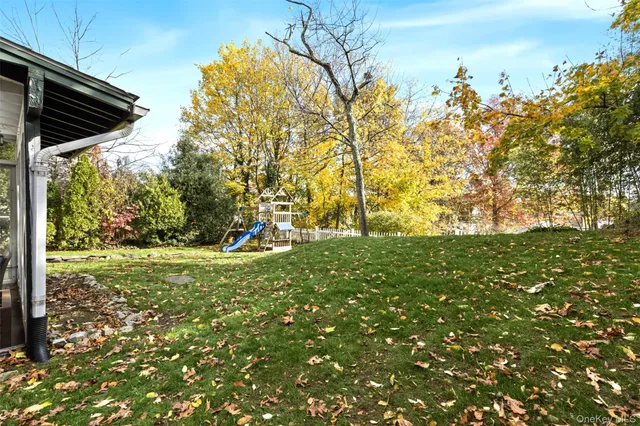 $880,000 | 122 Greenacres Avenue, White Plains, NY 10606