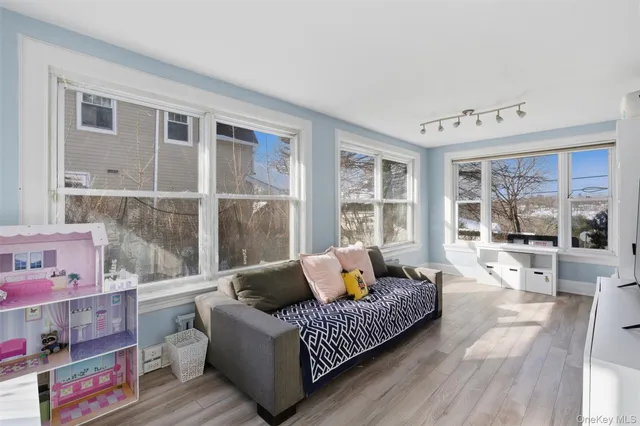 $880,000 | 122 Greenacres Avenue, White Plains, NY 10606