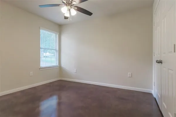 $1,575 | 5610 Highline Drive, Montgomery, TX 77316