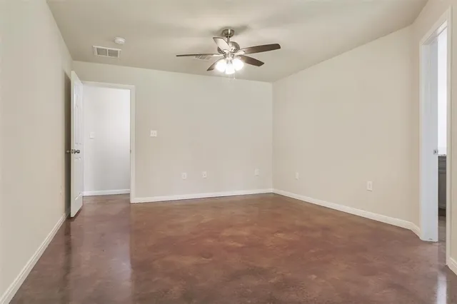 $1,550 | 5610 Highline Drive, Montgomery, TX 77316