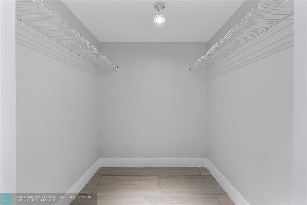 136 Lakeshore Drive, Unit T10 North Palm Beach, FL 33408 - Photo 24 of 37