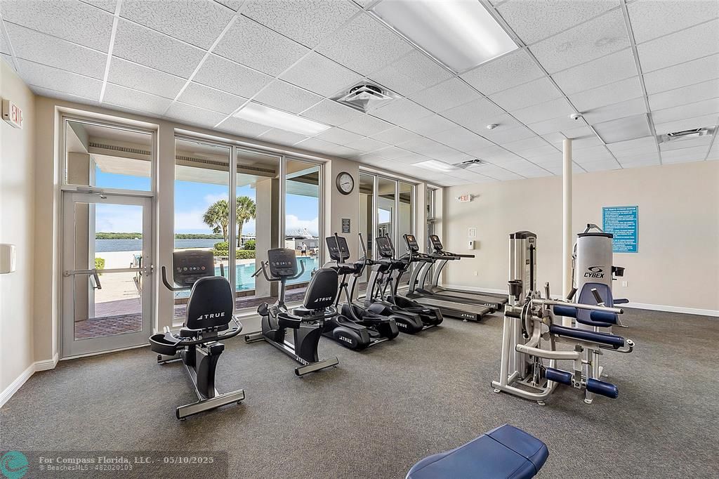 136 Lakeshore Drive, Unit T10 North Palm Beach, FL 33408 - Photo 32 of 37