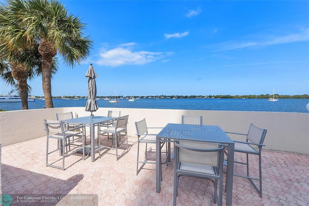 136 Lakeshore Drive, Unit T10 North Palm Beach, FL 33408 - Photo 36 of 37