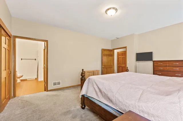 $525,000 | 1114 Heron Court, Mukwonago, WI 53149