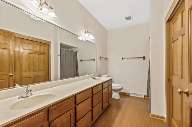 $525,000 | 1114 Heron Court, Mukwonago, WI 53149