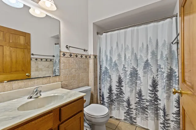 $525,000 | 1114 Heron Court, Mukwonago, WI 53149