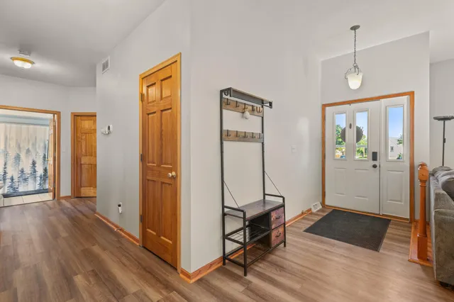 $525,000 | 1114 Heron Court, Mukwonago, WI 53149