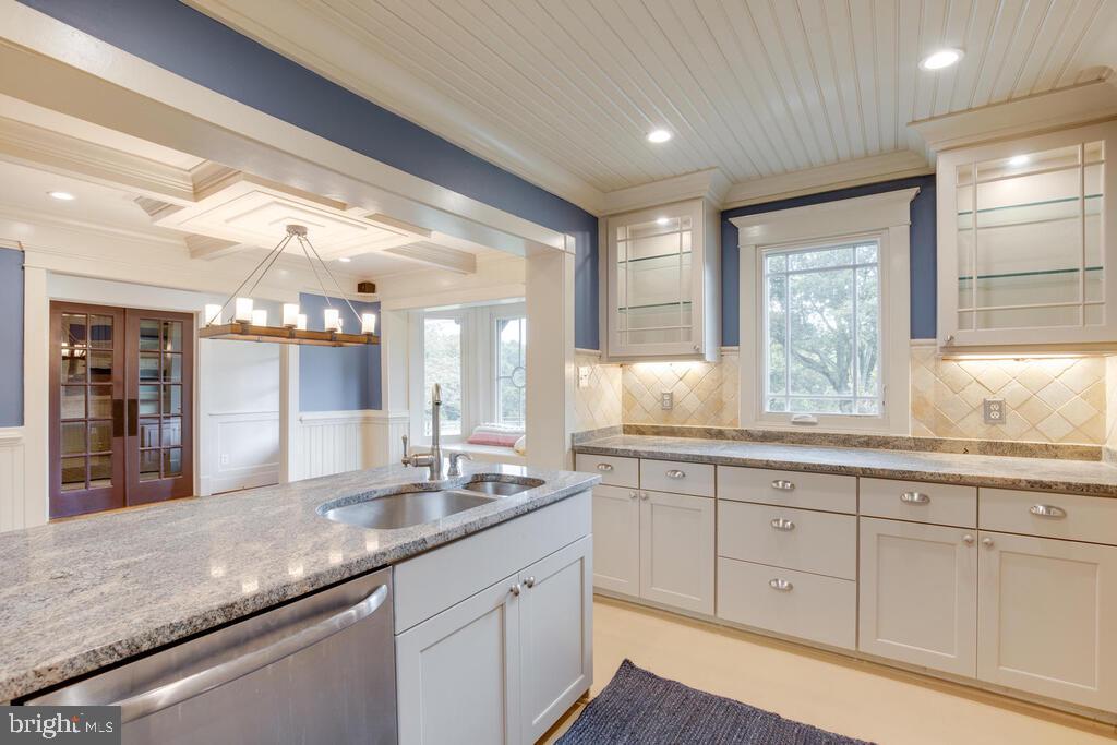 14498 Triadelphia Mill Road Dayton, MD 21036 - Photo 11 of 97 Secondary Kitchen