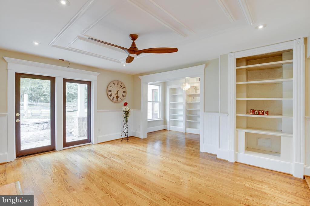 14498 Triadelphia Mill Road Dayton, MD 21036 - Photo 18 of 97 Dining Room