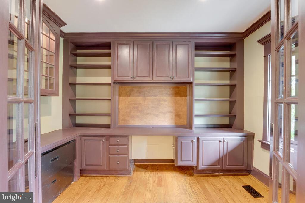 14498 Triadelphia Mill Road Dayton, MD 21036 - Photo 20 of 97 Office