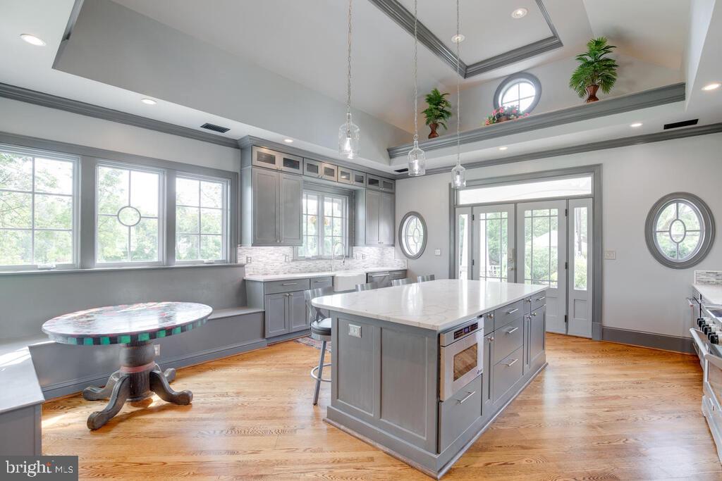 14498 Triadelphia Mill Road Dayton, MD 21036 - Photo 3 of 97 Main Kitchen